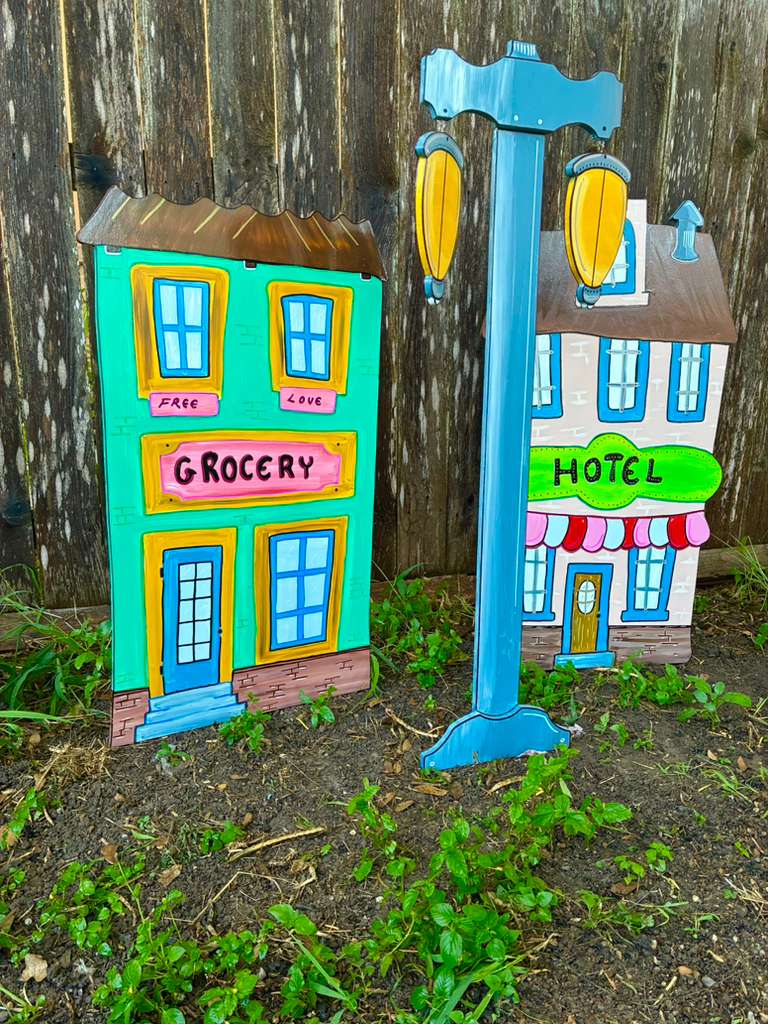 NEW Whoville Christmas Grocery Hotel Street Lamp WOOD Lawn Yard Art Decorations Bundle of 3