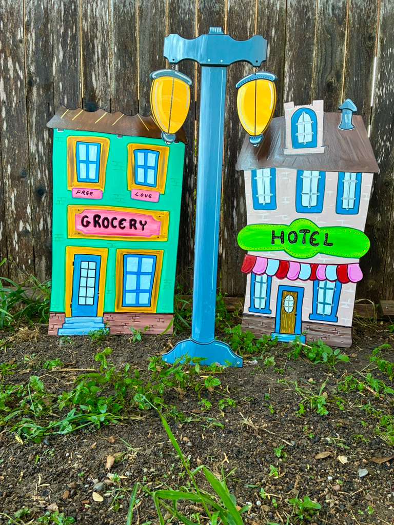 NEW Whoville Christmas Grocery Hotel Street Lamp WOOD Lawn Yard Art Decorations Bundle of 3